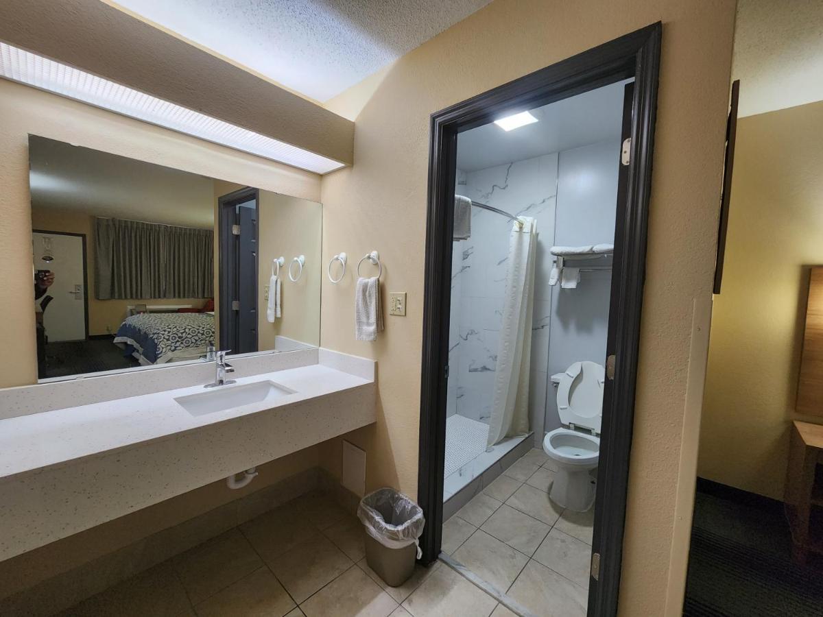 Budget Host Inn Henderson Kültér fotó